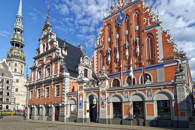 Schwarzhäupterhaus auf dem Rathausplatz in Riga