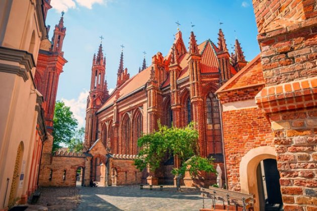 Kirche der Heiligen Anna in Vilnius