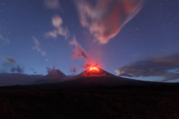 Feuerspuckende Vulkana auf Kamtschatka